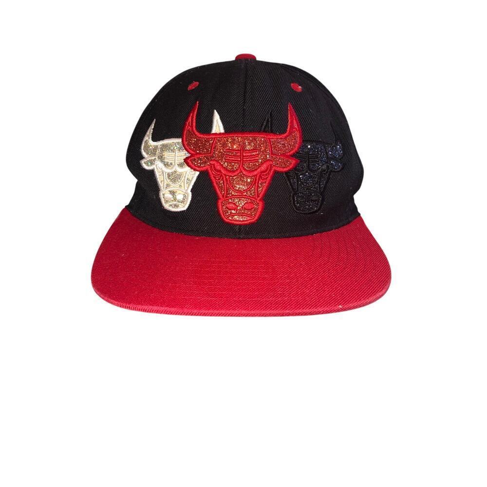 Chicago Bull Baseball Hat Mitchell & Ness Sparkle Metallic Black Red Silver NBA